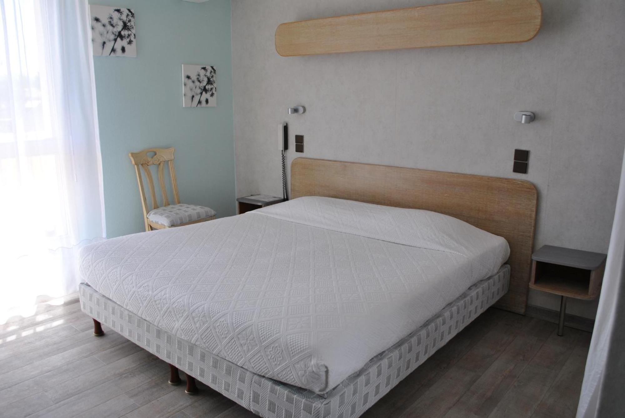 Hostellerie Saint Benoît Aniane Zimmer foto